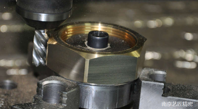 <strong>cnc精密加工滾動軸承（chéng）超精加工的要求（qiú）</strong>