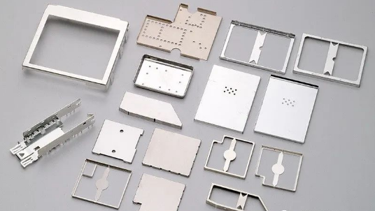  屏蔽罩（zhào） 