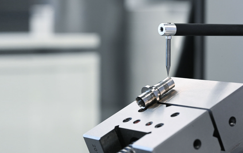 一微米加工精度 一微米加工精度