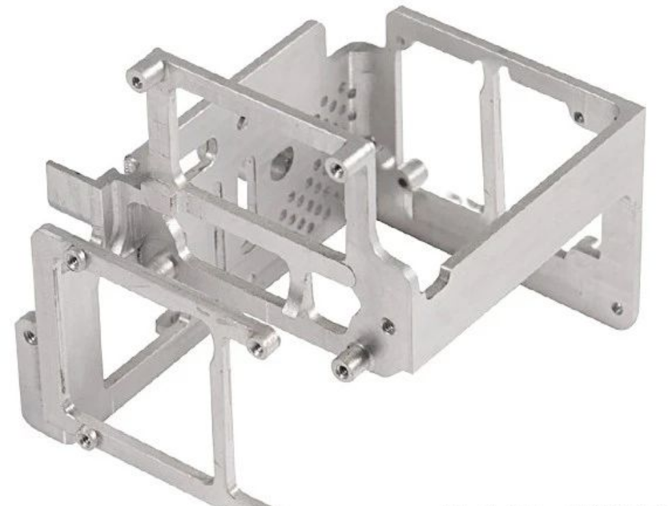 起落架：用於支撐（chēng）和（hé）穩（wěn）定無人機降落