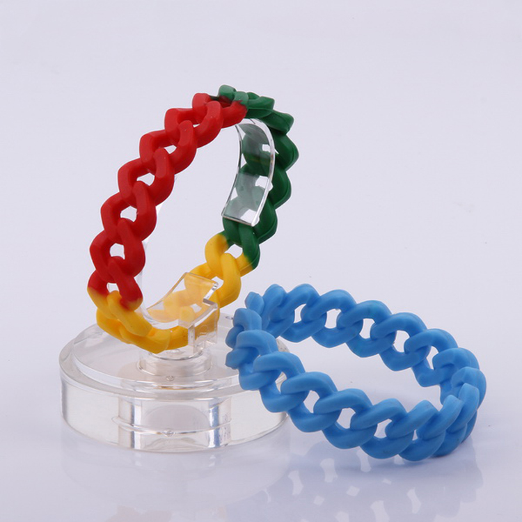 1540880381124415.jpg 1540880381124415.jpg