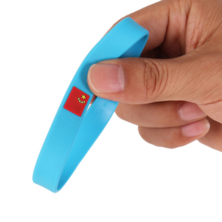 1541035143402106.jpg 1541035143402106.jpg